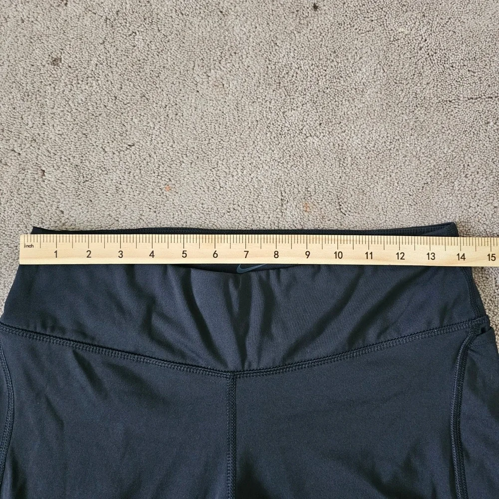 Nike used excellent